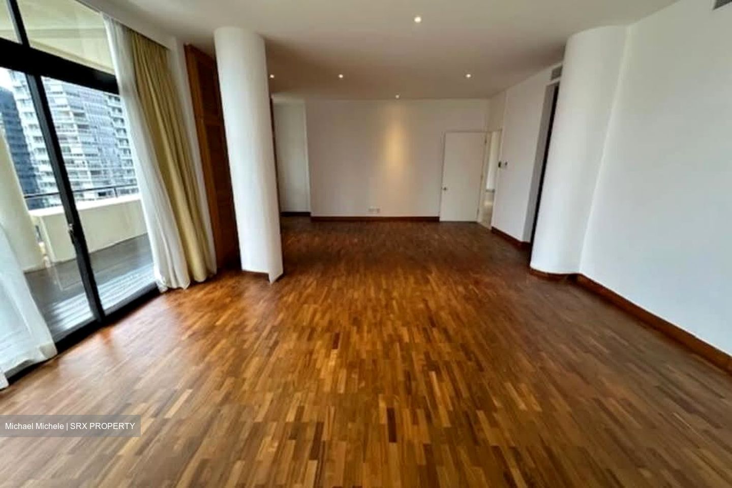 The Colonnade (D10), Condominium #590262531